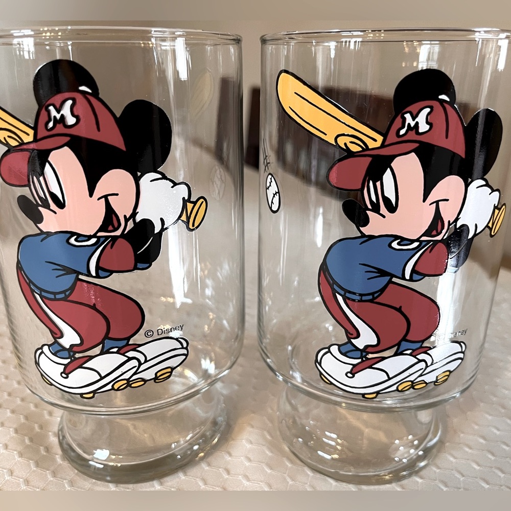 Set of Vintage DISNEY MICKEY MOUSE BASEBALL PEDESTAL glasses of 30 OZ.